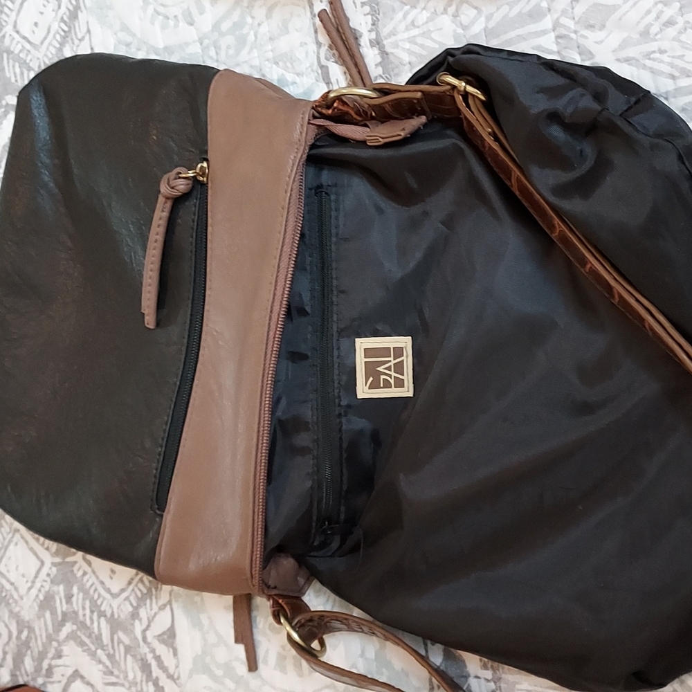 Handbag - Picture 7 of 12